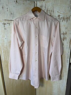 Brooks Brothers Light Pink Men's Dress Shirt - Spread Collar